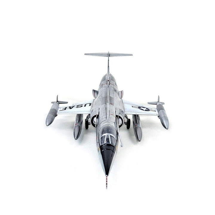 Repülőmodell készül Academy USAF F104C Vietnam War 1:72 ACD 12576