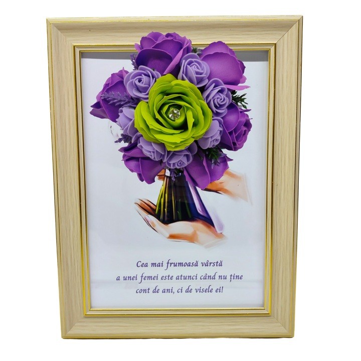 Tablou in rama A4 (30x21 cm) - Cea mai frumoasa varsta a unei femei este atunci cand nu tine cont de ani - v16 decorat cu flori de sapun mov - verde