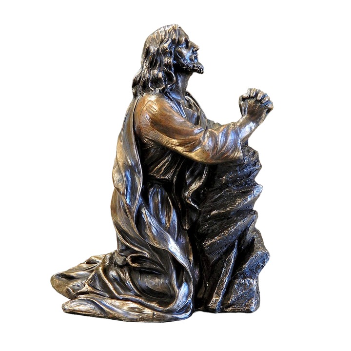 Figurina Isus se roaga in Ghetsimani, dar pentru preot