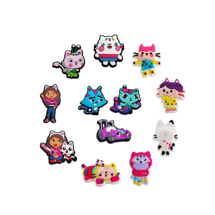 Set 12 accesorii saboti, Crocs, model Gabby's Dollhouse, multicolor eMAG.ro