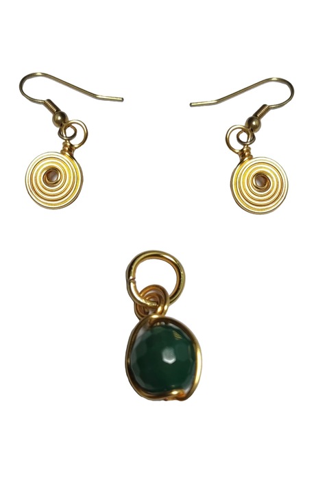 Set din 2 cercei si 1 pandantiv de inspiratie antica, fir de gilt auriu si cristal de sticla, Auriu