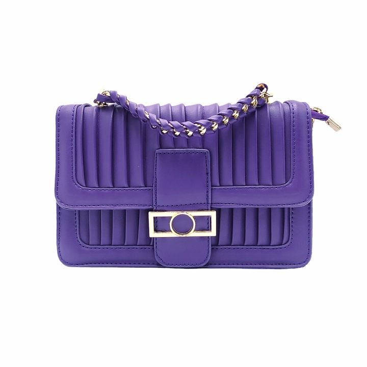 Geanta mov din piele ecologica si accesorii aurii, pentru diverse ocazii, 23 x 7 x 15 cm