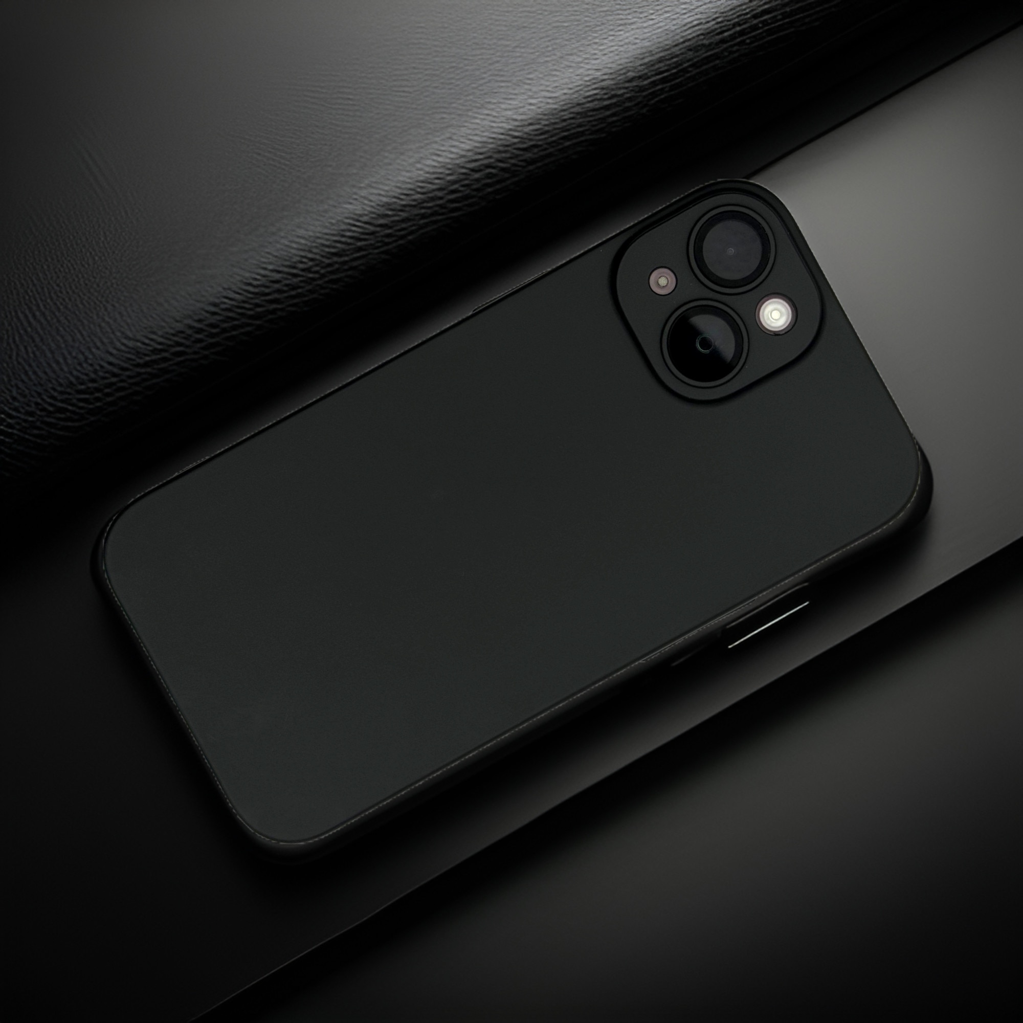 Husa sidefata, protectie completa camera, neagra, Compatibila iPhone 15, Microfibra in Interior, Negru