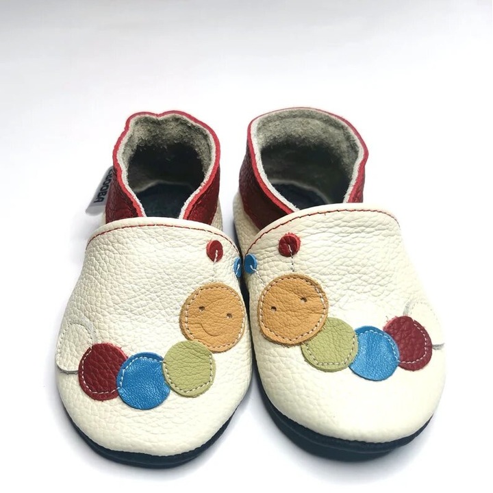 Termeszetes feher bol keszult cipo, hernyos, Piros/Fehér