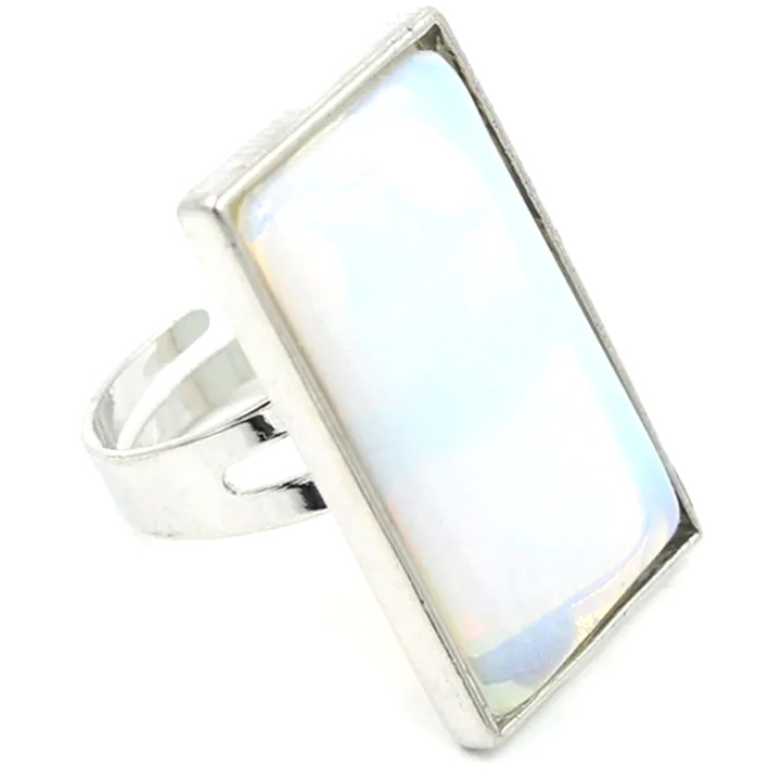 Inel Opal, piatra stabilitatii, forma patrata translucida 3 cm