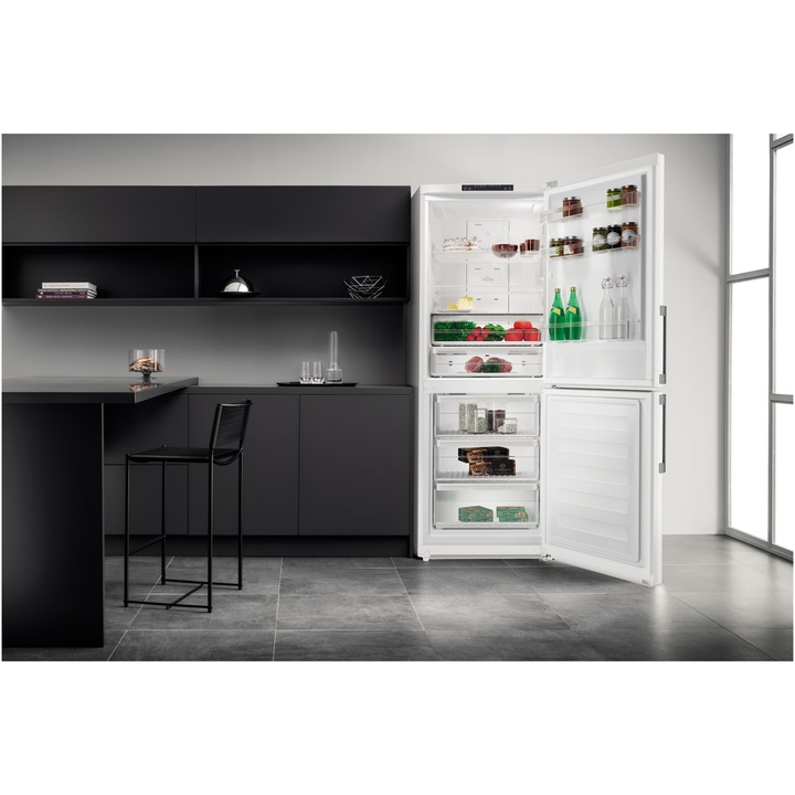 Combina frigorifica Hotpoint HA70BI 932 W, 462 l, Total No Frost, Iluminare LED, Clasa F, H 195 cm, Alb