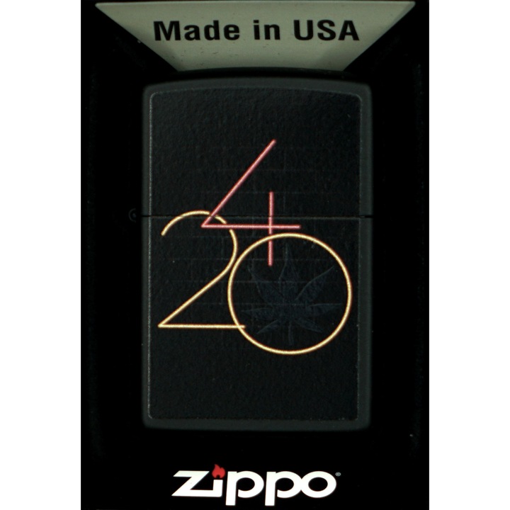 Bricheta Zippo Design 420, alimentare benzina, metal, multicolor