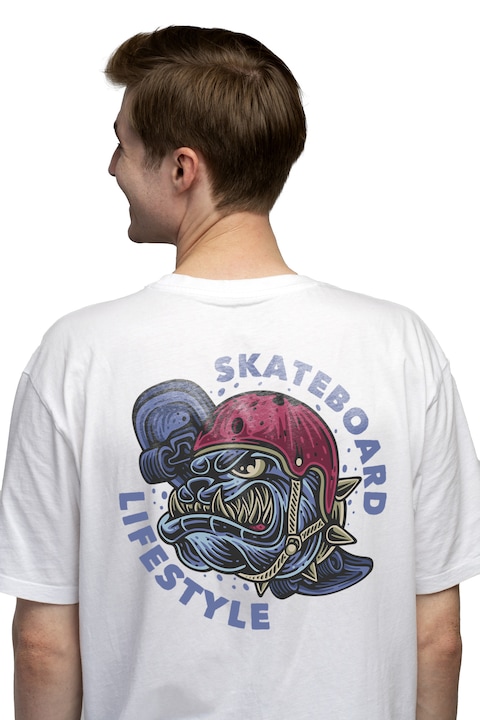 Мъжка тениска с надпис на английски Скейтборд Лайфстайл, скейт, каска, куче, яка,, Чисто бяло