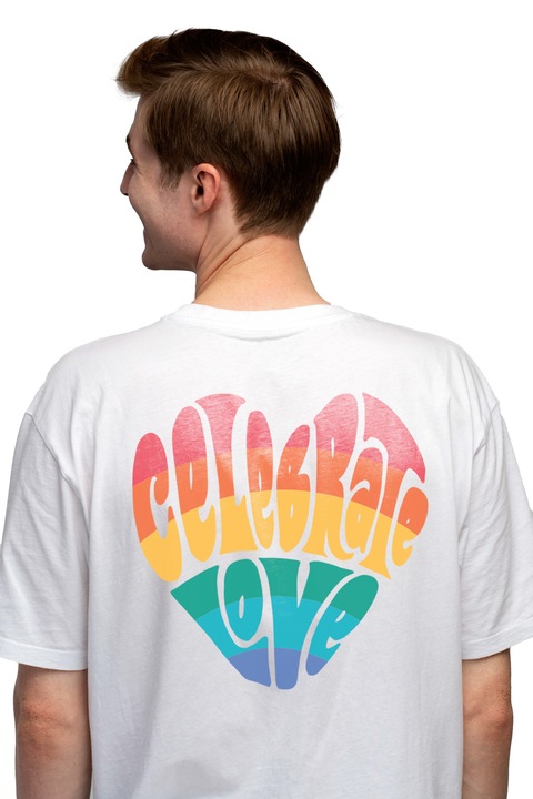 Мъжка тениска с принт на гърба Celebrate Love Heart Rainbow LGBTQ, 100% памук, L, Бял