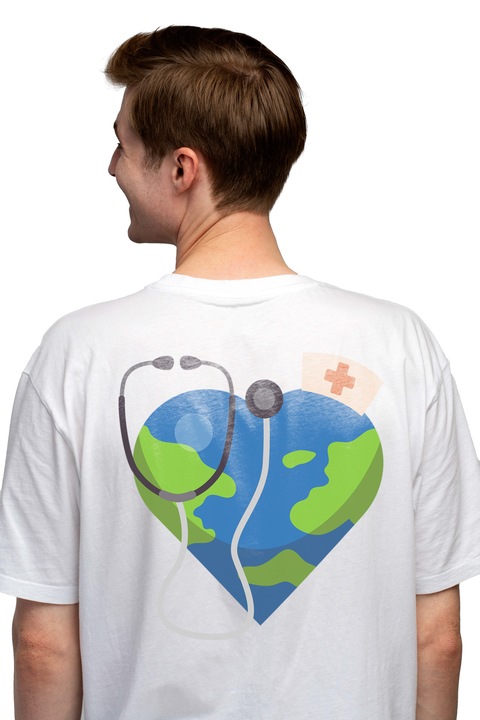 Мъжка тениска със сърце, медицинска сестра, стетоскоп, планета,, Чисто бяло
