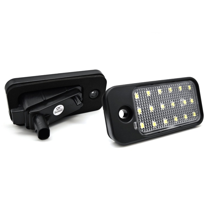 2 db LED rendszámtábla világítás Jeep Grand Cherokee 650lm 12V
