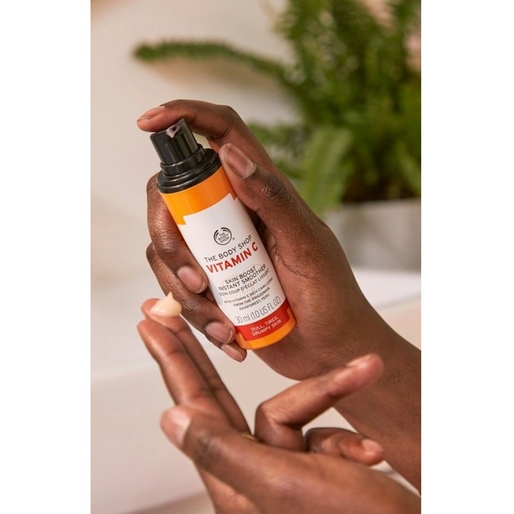 Ser de netezire si luminozitate pentru ten The Body Shop, Vitamin C 30 ml