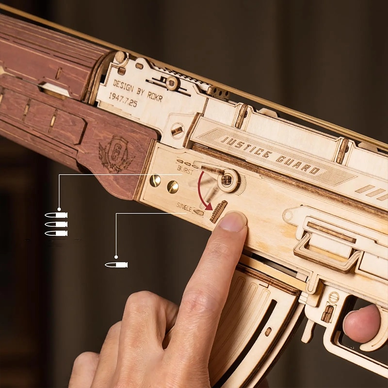 Puzzle 3D, Mecanic, din lemn, Mitraliera AK-47, 315 Piese - eMAG.ro
