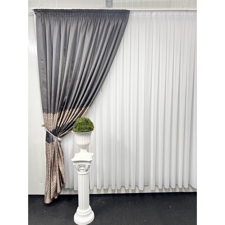 Библос драперия, сиво и златисто, изработена върху гоблен с ширина 10 см, 300 х 250 см