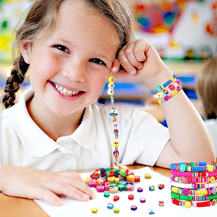 Gyöngykészlet tartozékokkal, 6+ év, 700 db, többszínű
