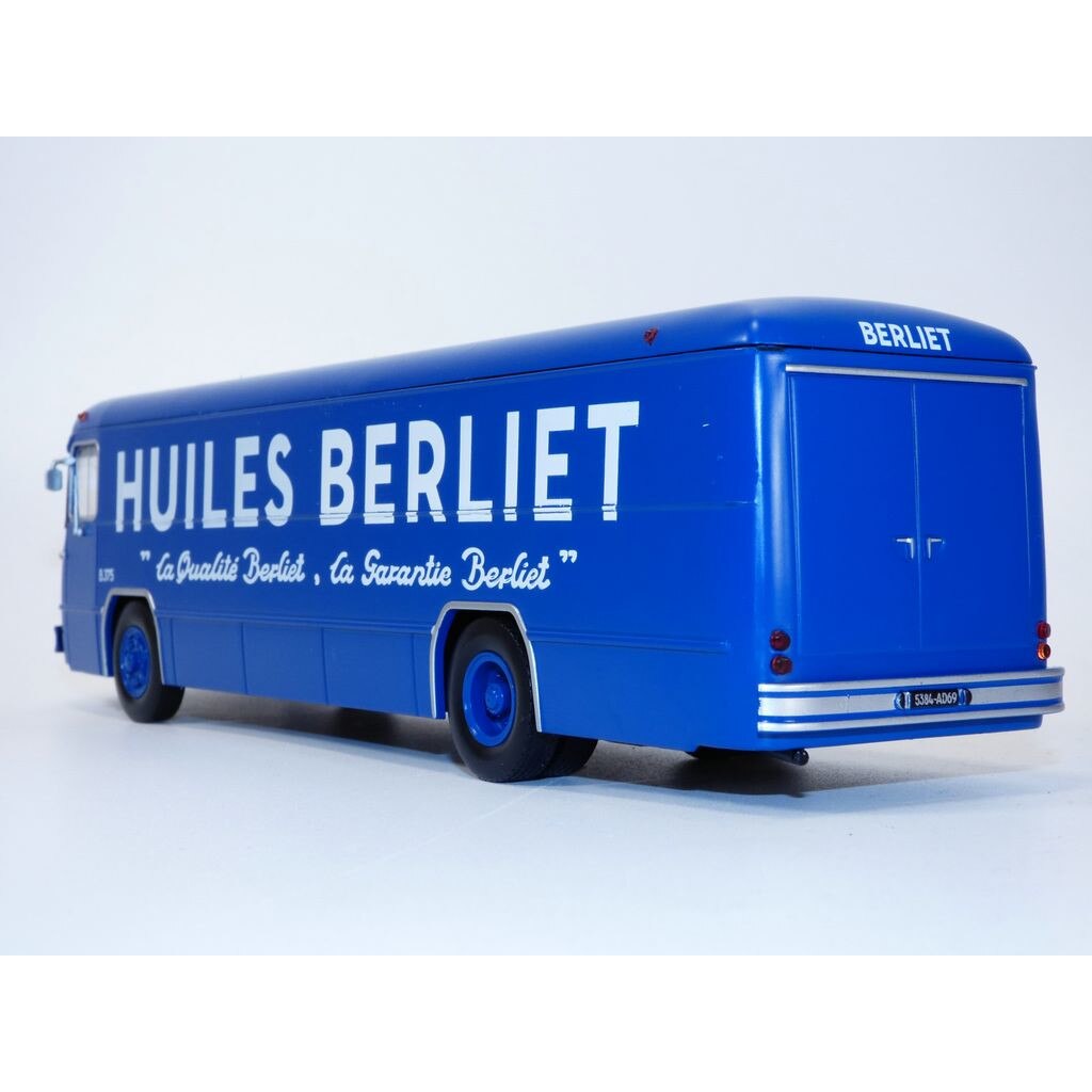 Lot De 2 Camions Berliet 1/43 - Fourgon Huiles Et Faineant Paille - Altaya
