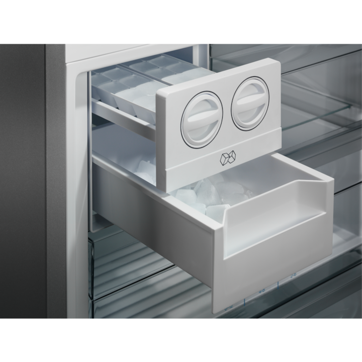 Combina frigorifica AEG ORC6M481EL, 481 l, MultiFlow, CustomFlex, Afisaj LCD, Usi reversibile,Indicator temperatura ridicata, Iluminare LED, Clasa E, H 192 cm, Gri