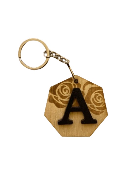 Breloc decorativ cu initiala, flori, lemn, 5-6 cm, ArtemisGift