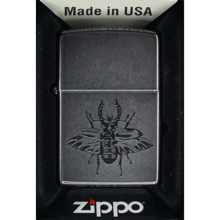 Bricheta Zippo Beetle Design, design elegant, Argintiu/Negru