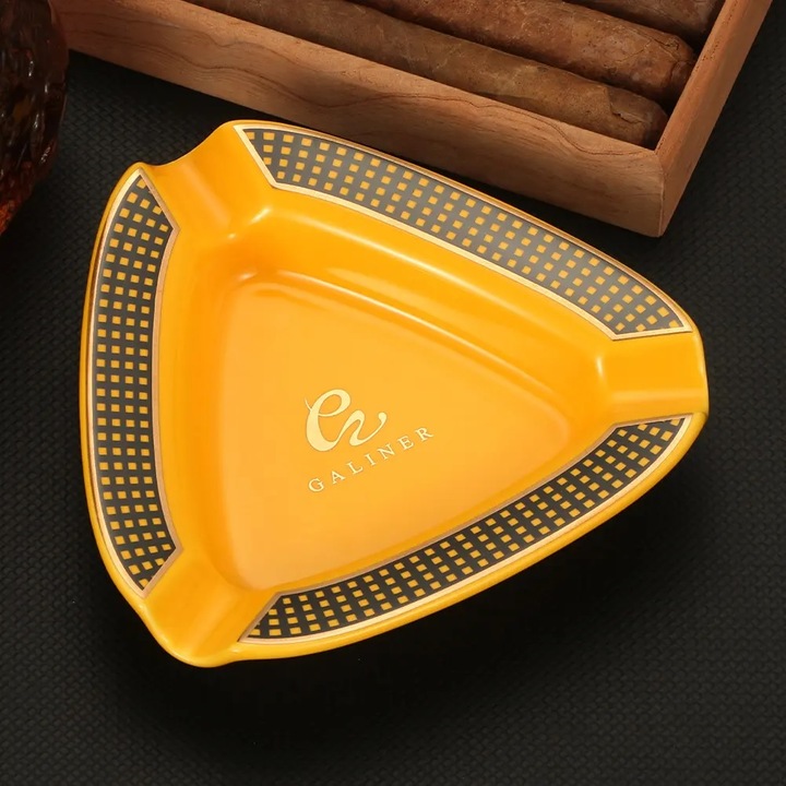 Nagy hamutartó szivarokhoz, Galiner P3b, Kerámia, Sárga