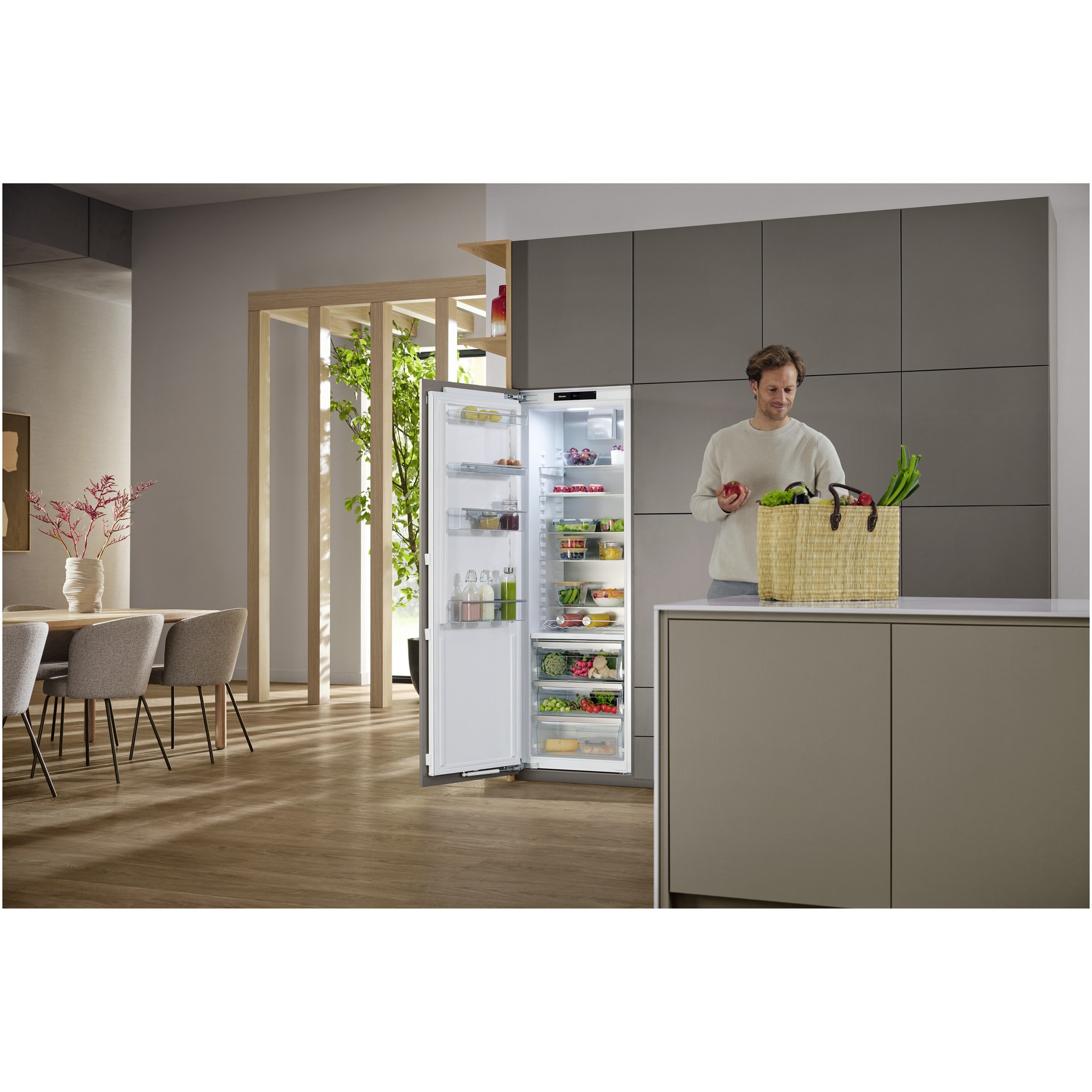 Frigider incorporabil K 7747 C, 294 l, PerfectFresh Pro, DynaCool