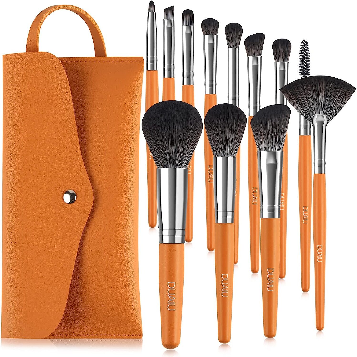 Pensula L'Oreal Paris True Match Kabuki pentru aplicarea pudrei