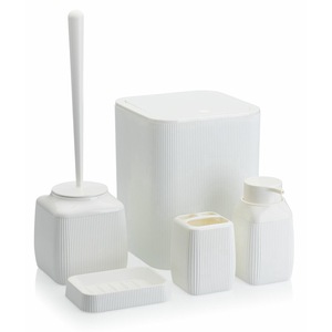 Suporturi si accesorii de baie