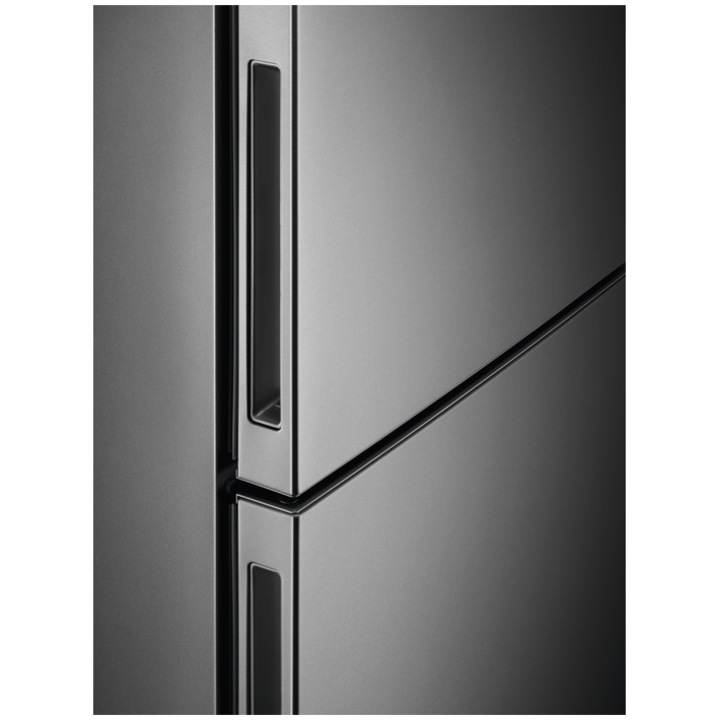 Combina frigorifica AEG ORC6M481EX, 481 l, MultiFlow, CustomFlex, Afisaj LCD, Usi reversibile,Indicator temperatura ridicata, Iluminare LED, Clasa E, H 192 cm, Inox antiamprenta