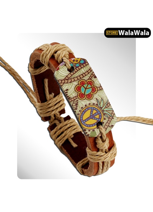 Bratara din piele ecologica maro, cu pandantiv decorativ imprimat, reglabila, stil boem, retro si elegant, accesoriu fashion handmade pentru femei si fete, perfecta pentru tinute casual sau cadou de zi de nastere