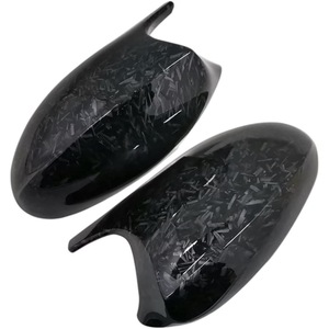 Autós dekorációk és tuning alkatrészek