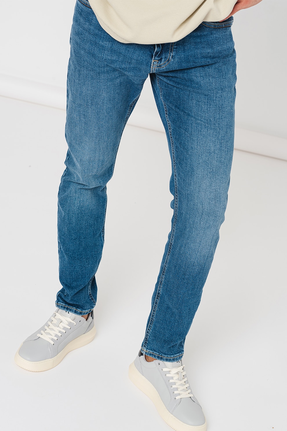 Tommy Jeans, Blugi regular fit cu talie medie, Albastru inchis, W31-L34