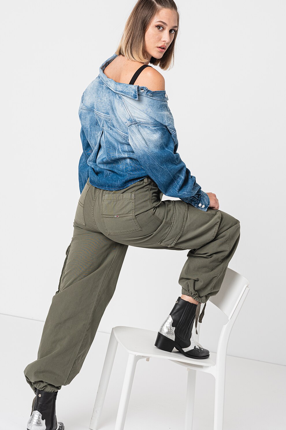 Tommy Jeans, Pantaloni cargo cu terminati ajustabila Claire, Verde, W25-L32
