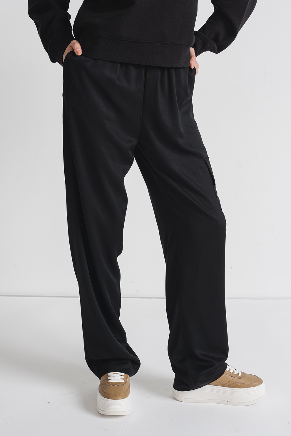 CALVIN KLEIN JEANS, Pantaloni cargo cu croiala ampla, Negru stins, M