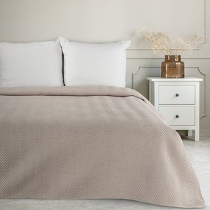 Одеяла и кувертюри