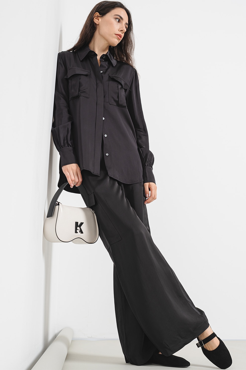 Karl Lagerfeld, Pantaloni drepti cu buzunare cu clapa, Negru, 40