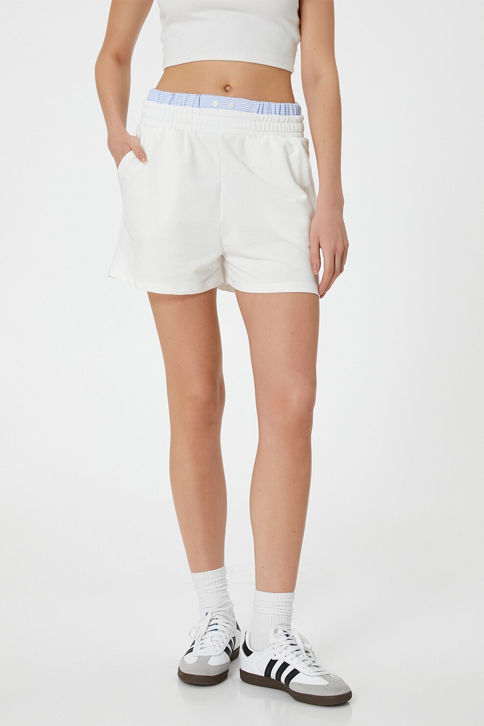 KOTON, Pantaloni scurti cu detaliu contrastant, Alb optic, XS