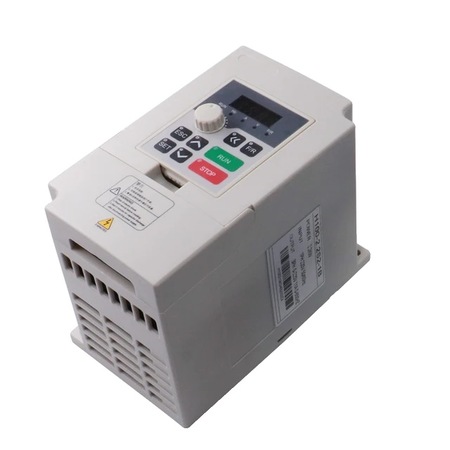 Честотен инвертор, 1.5KW/2.2KW, 220V, система за принудително охлаждане ...