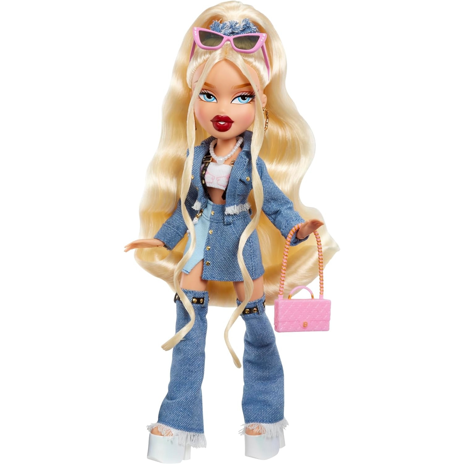 Papusa Bratz Alwayz Cloe Cu 10 Accesorii Si Poster 6 Ani+ - eMAG.ro