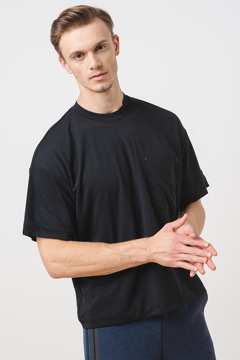 Nike, Tricou cu tehnologie Dri Fit si decolteu rotund, Negru