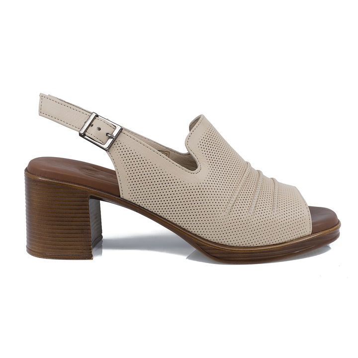 Дамски сандали Caspian Cas-23604-24206 ежедневни, Бежов