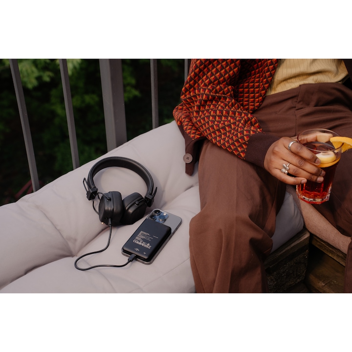 Acumulator extern Verbatim Charge'n'Go, 5000 mAh, Negru