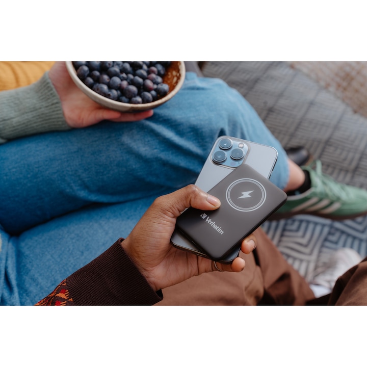 Acumulator extern Verbatim Charge'n'Go, 5000 mAh, Negru