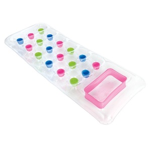 Saltele si mingi pentru plaja