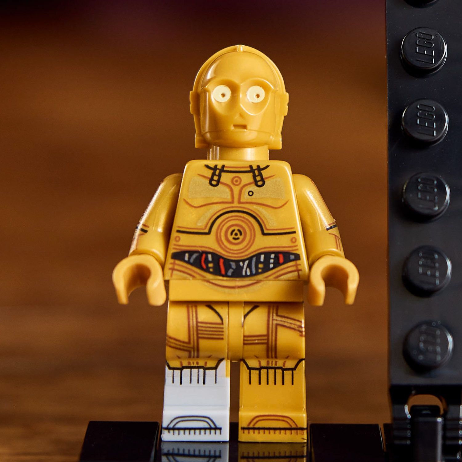 LEGO® Star Wars TM - C-3PO™ 75398, 1138 piese - eMAG.ro