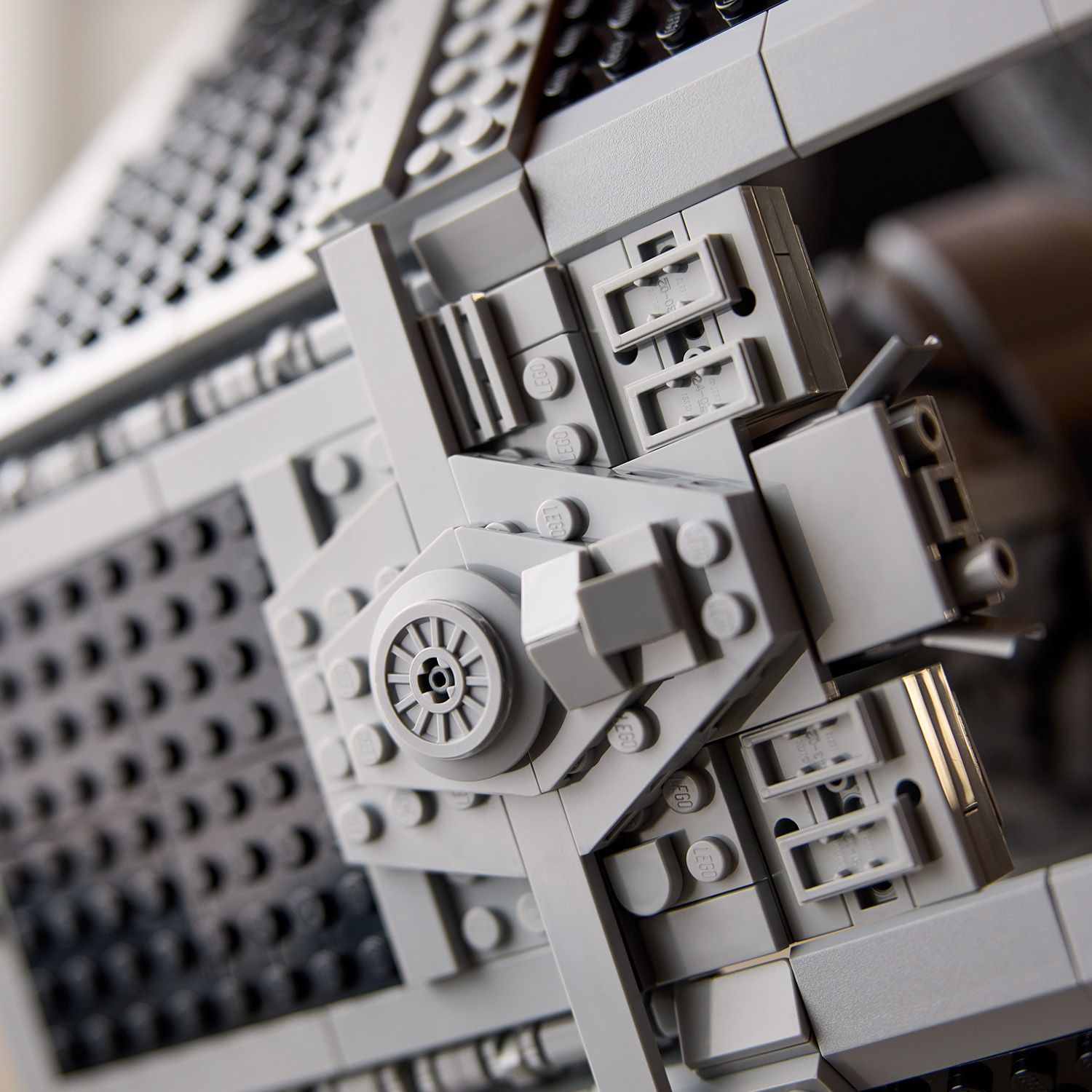 DL01月の岩 LEGO® Star Wars TM - Interceptor TIE 75382, 1931 piese - eMAG.ro