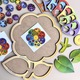 Fa puzzle, 7 különböző színű szirmú virág, 31 db, Ubee