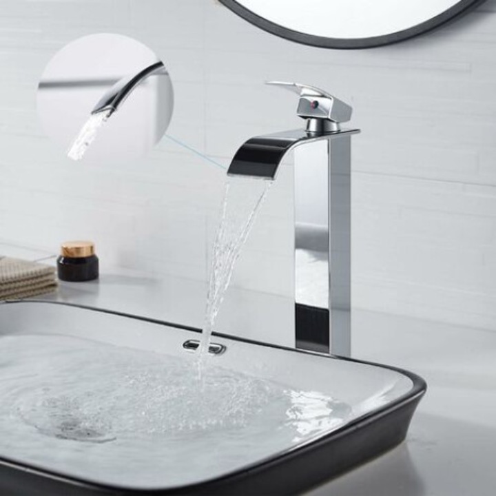 Robinet inalt cu apa cazatoare, design modern, monocomanda, pentru apa calda si rece