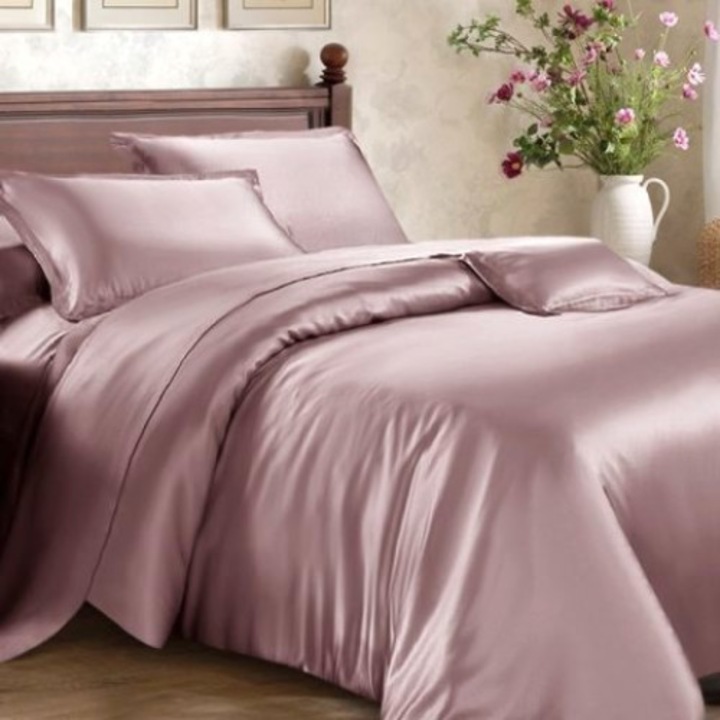 Lenjerie de pat din matase, Malbery, 160x200cm +1x 70x80cm, 2 Piese, Pat 1 Persoane, Roz