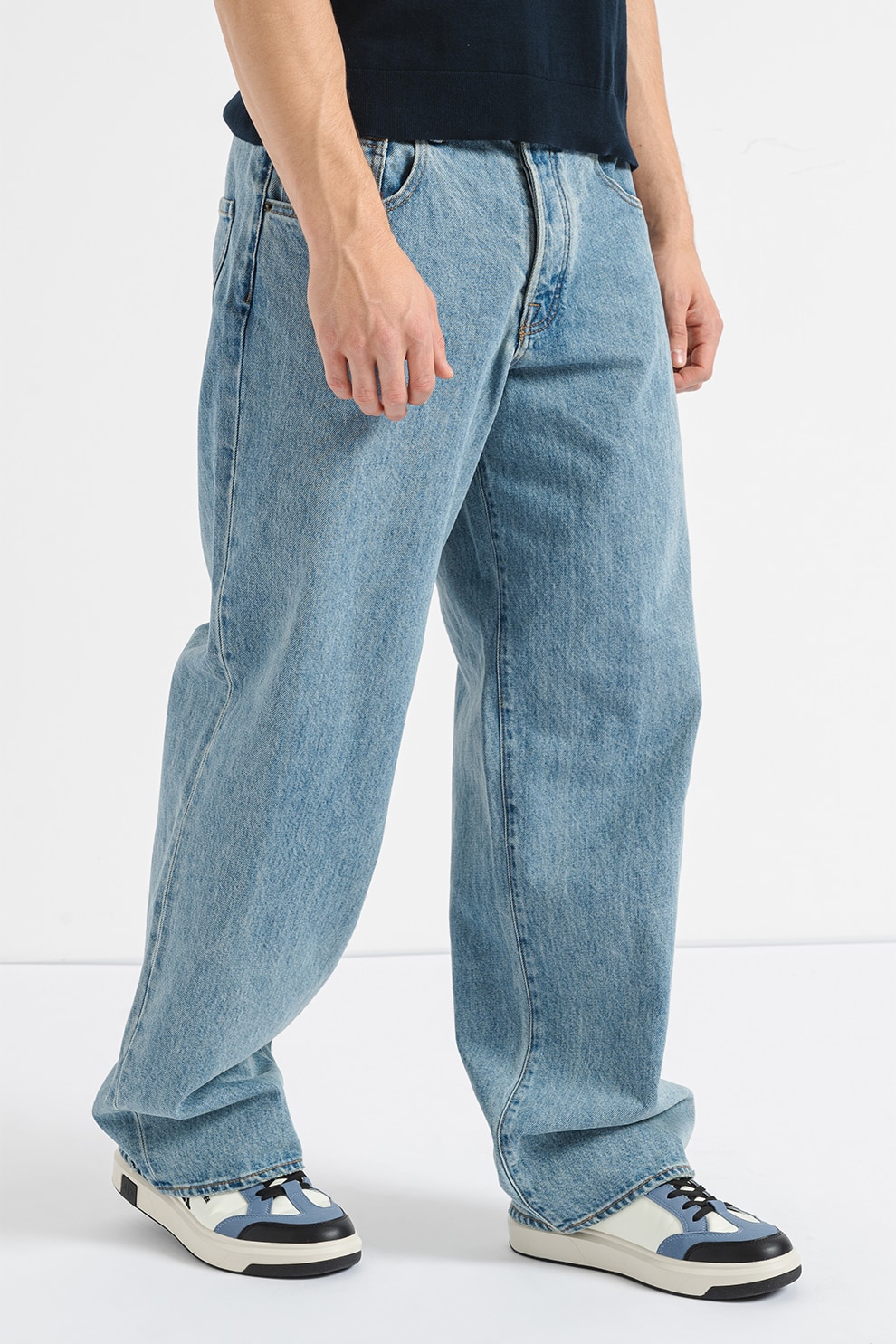 ARMANI EXCHANGE, Blugi cu talie medie si aspect decolorat, Albastru deschis, 36