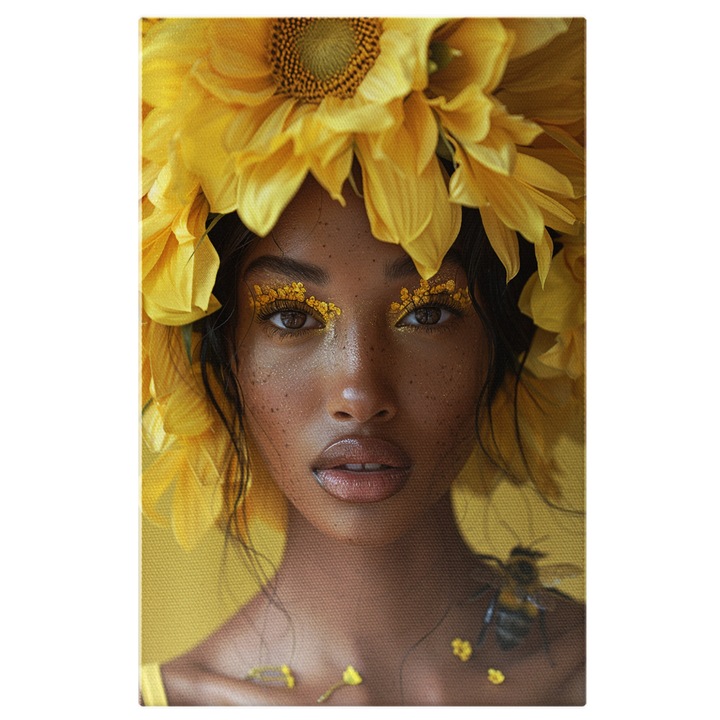 Tablou Canvas Mulatra cu Flori Galbene in Cap cu Pistrui si Buze Mari cu o Albina pe Corp si Ochii Caprui, Pictura Digitala 40x25CM